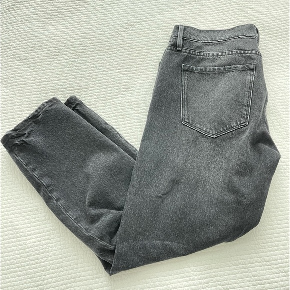 Frame Le Garcon Crop Jeans in Wilkinson Destruct - Picture 2 of 6